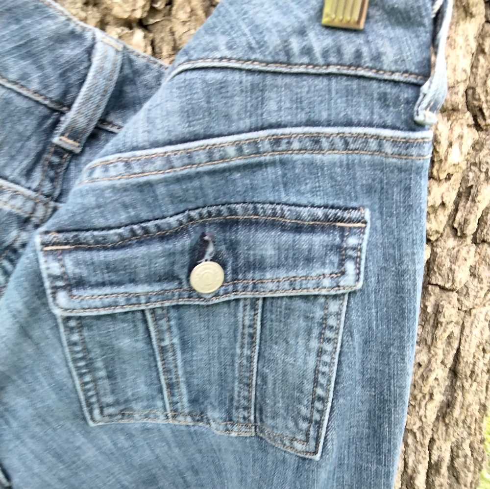 🥶 Price Drop!🥶 GAP Limited Edition Wide Leg Jeans in size 12